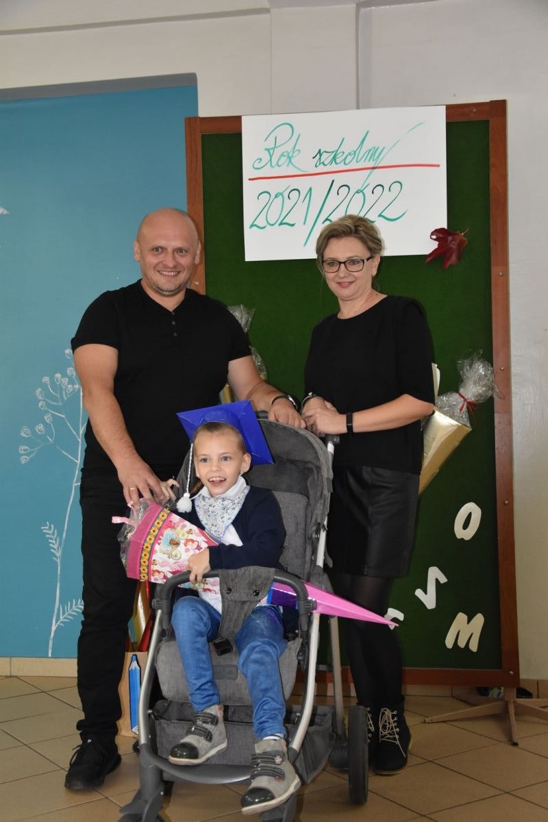 Zdjęcie w galerii na portalu naszwodzislaw.com: Pierwszaki z ZPSWR ślubowały i otrzymały tyty wiadomości z regionu