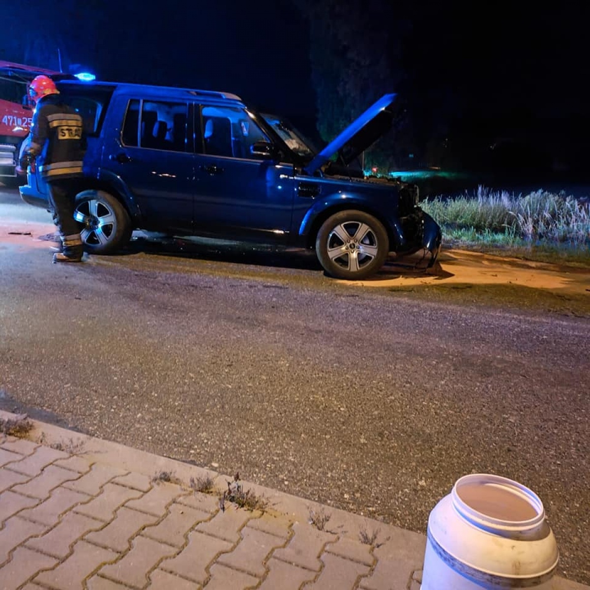 Zdjęcie w galerii na portalu naszwodzislaw.com: Audi i range rover zderzyły się w Gogołowej wiadomości z regionu