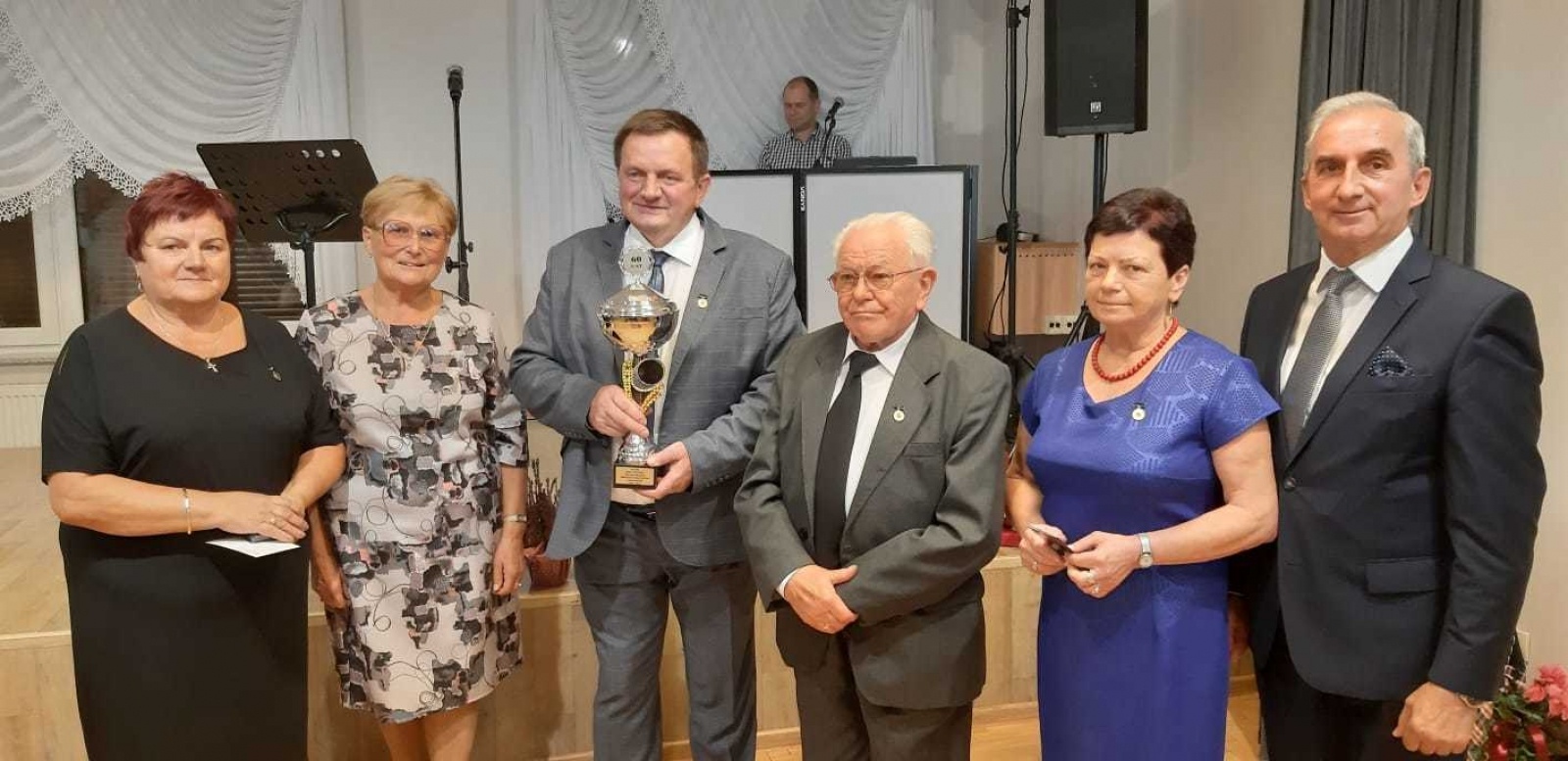 Zdjęcie w galerii na portalu naszwodzislaw.com: Jubileusz 60-lecia istnienia Związku Emerytów i Rencistów z Połomi [FOTO] wiadomości z regionu