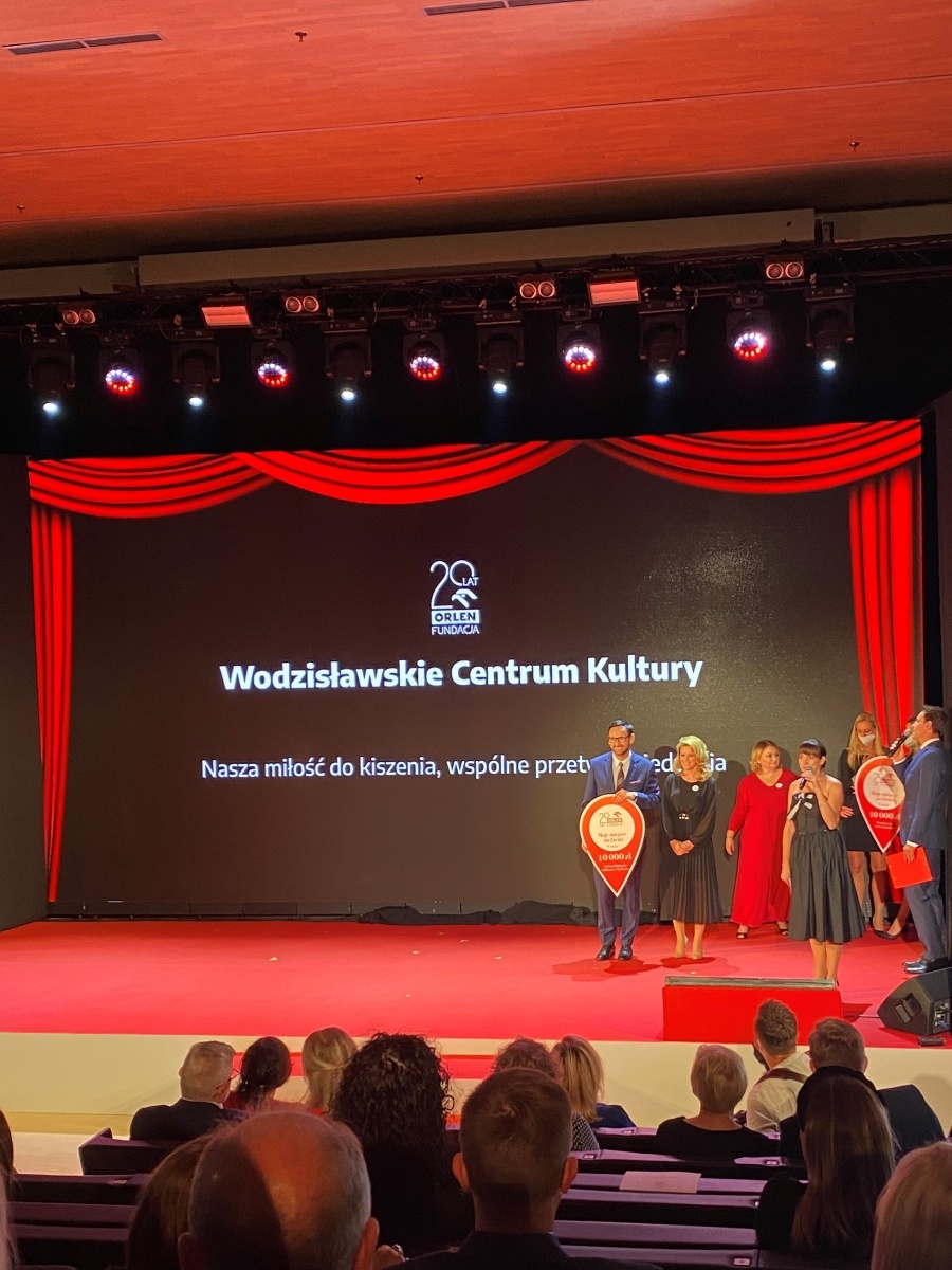 Zdjęcie w galerii na portalu naszwodzislaw.com: Projekt WCK wyróżniony przez Fundację Orlen wiadomości z regionu