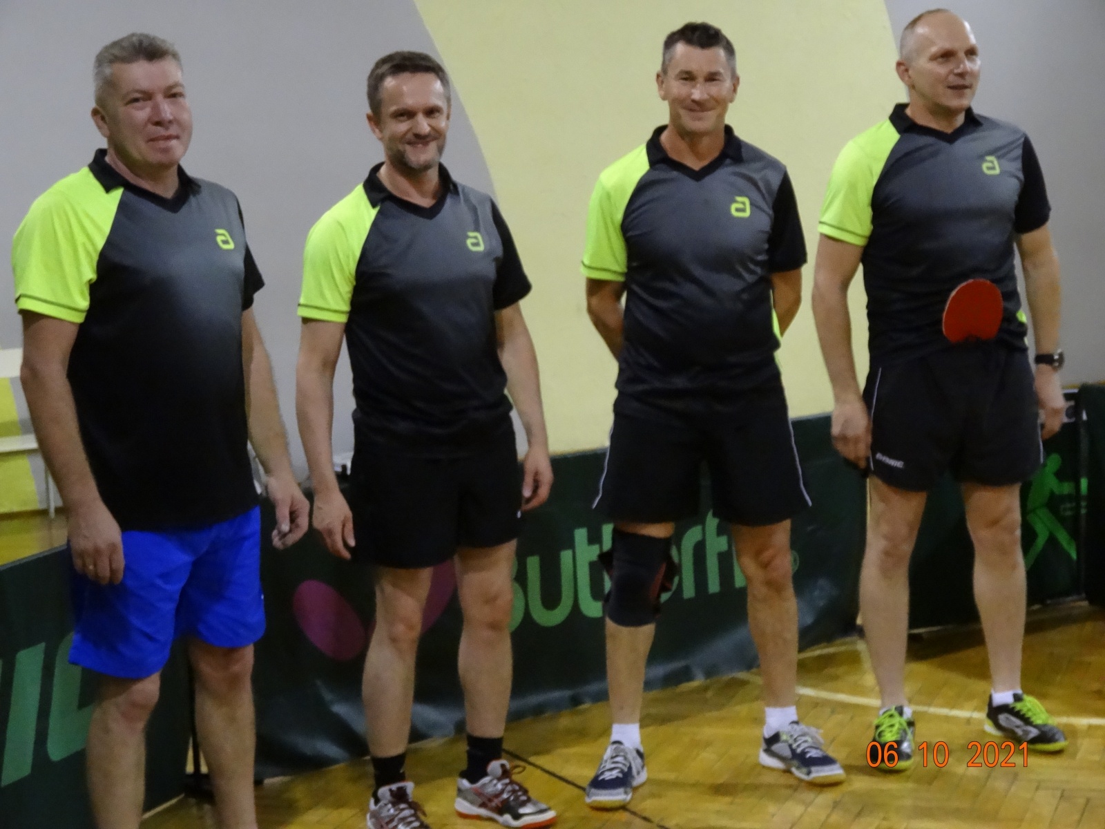 Zdjęcie w galerii na portalu naszwodzislaw.com: Rój niestraszny tenisistom stołowym z Wodzisławia Śląskiego [FOTO] wiadomości z regionu