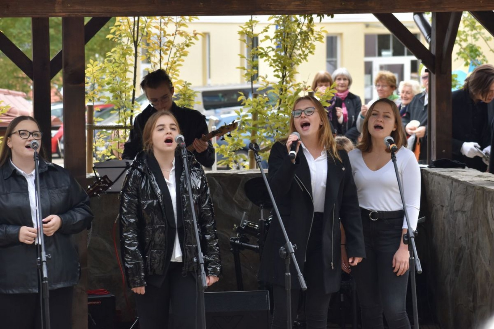 Zdjęcie w galerii na portalu naszwodzislaw.com: Festyn jesienny w Oazie Aktywności za nami [FOTO] wiadomości z regionu