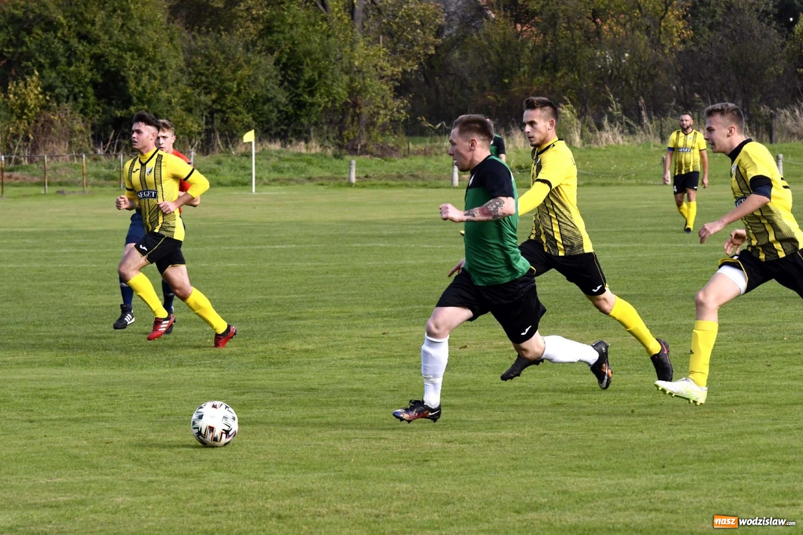 Zdjęcie w galerii na portalu naszwodzislaw.com: Tworków dominował na boisku w Lubomi [FOTO i WIDEO] wiadomości z regionu