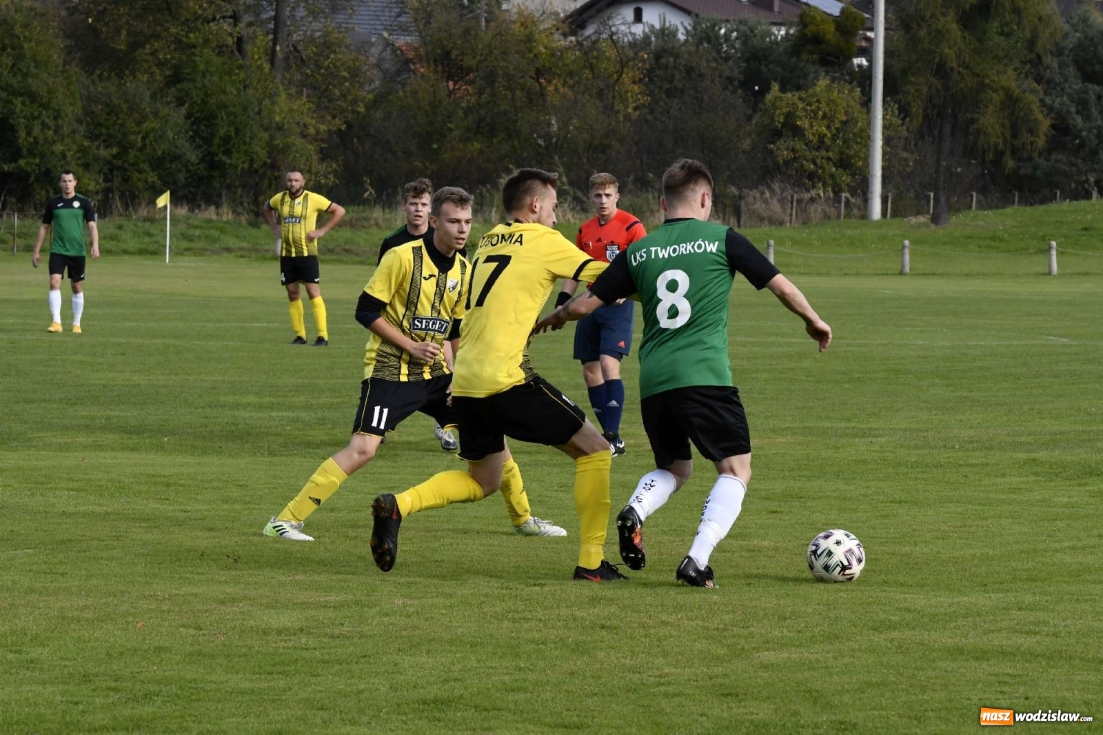 Zdjęcie w galerii na portalu naszwodzislaw.com: Tworków dominował na boisku w Lubomi [FOTO i WIDEO] wiadomości z regionu