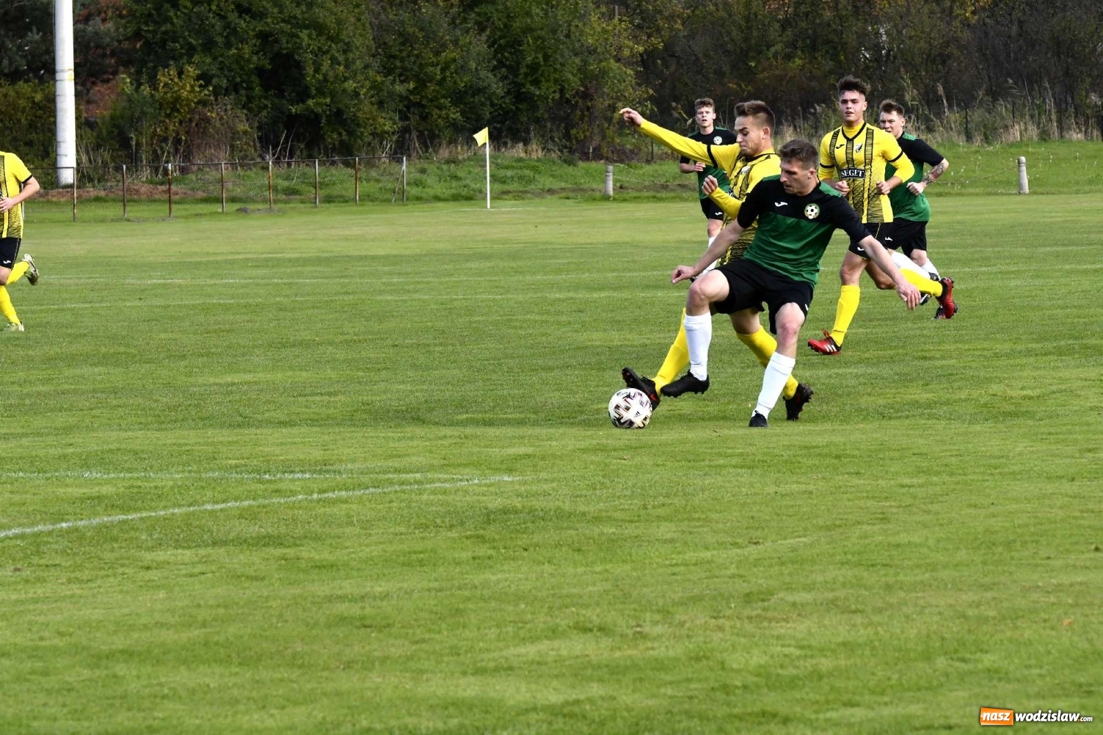 Zdjęcie w galerii na portalu naszwodzislaw.com: Tworków dominował na boisku w Lubomi [FOTO i WIDEO] wiadomości z regionu