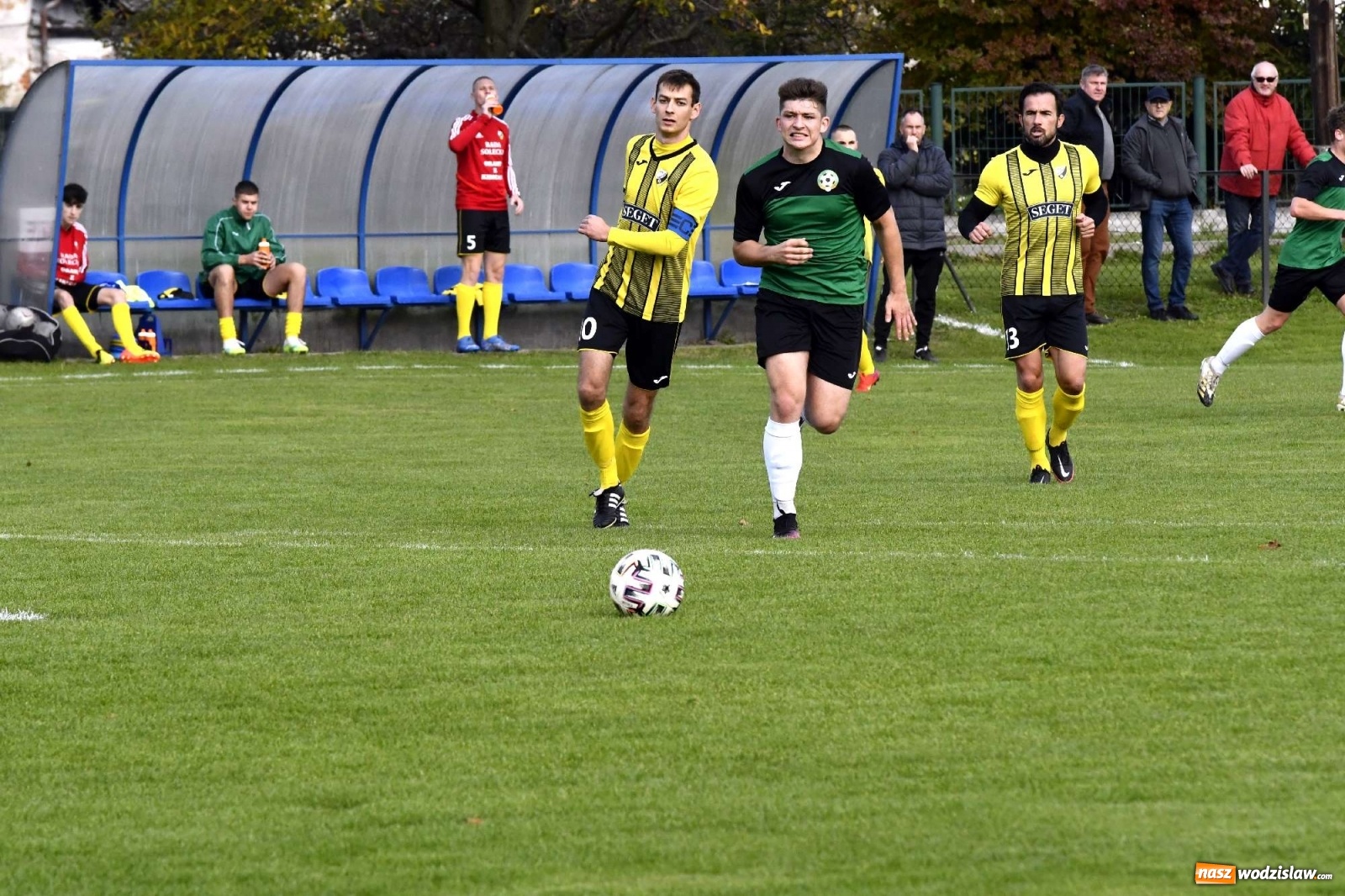 Zdjęcie w galerii na portalu naszwodzislaw.com: Tworków dominował na boisku w Lubomi [FOTO i WIDEO] wiadomości z regionu