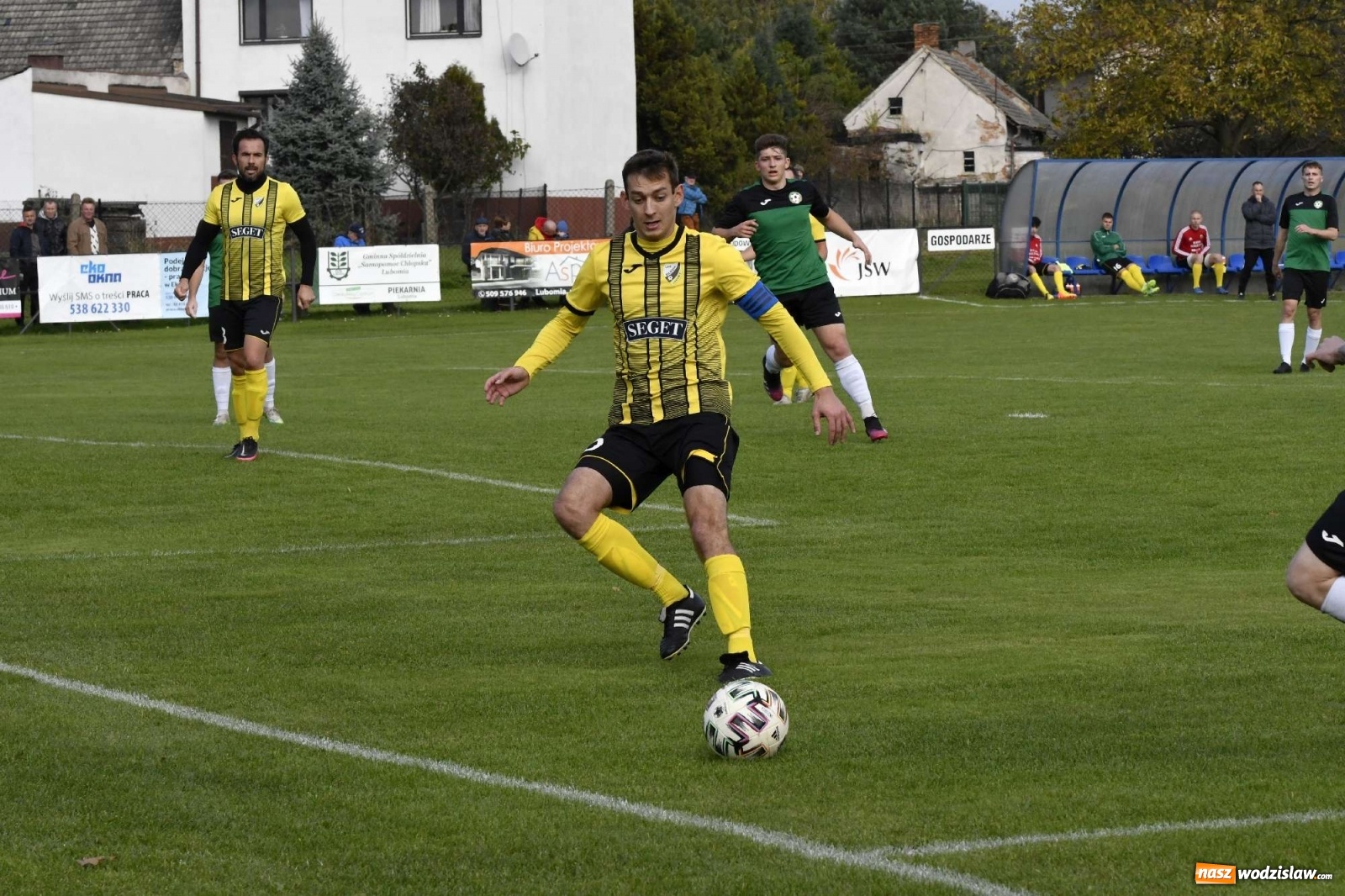 Zdjęcie w galerii na portalu naszwodzislaw.com: Tworków dominował na boisku w Lubomi [FOTO i WIDEO] wiadomości z regionu