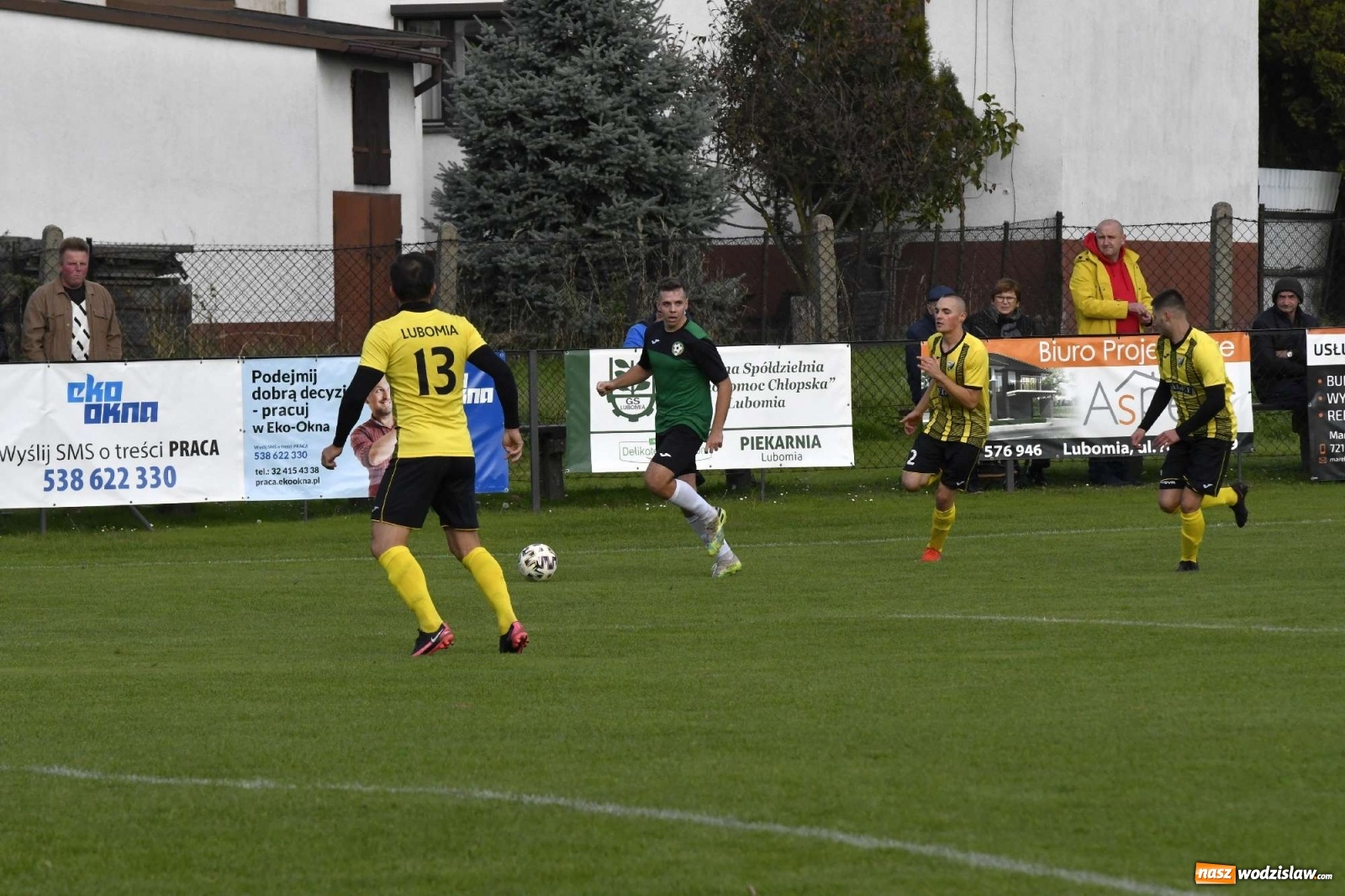 Zdjęcie w galerii na portalu naszwodzislaw.com: Tworków dominował na boisku w Lubomi [FOTO i WIDEO] wiadomości z regionu