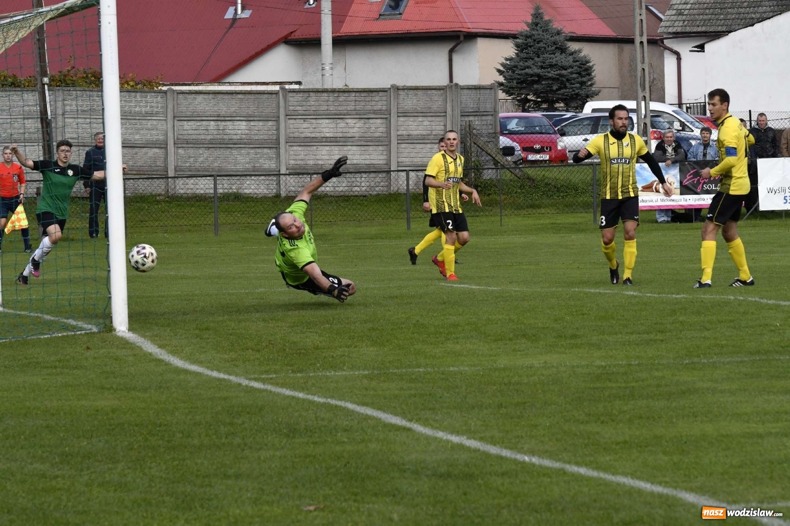 Zdjęcie w galerii na portalu naszwodzislaw.com: Tworków dominował na boisku w Lubomi [FOTO i WIDEO] wiadomości z regionu