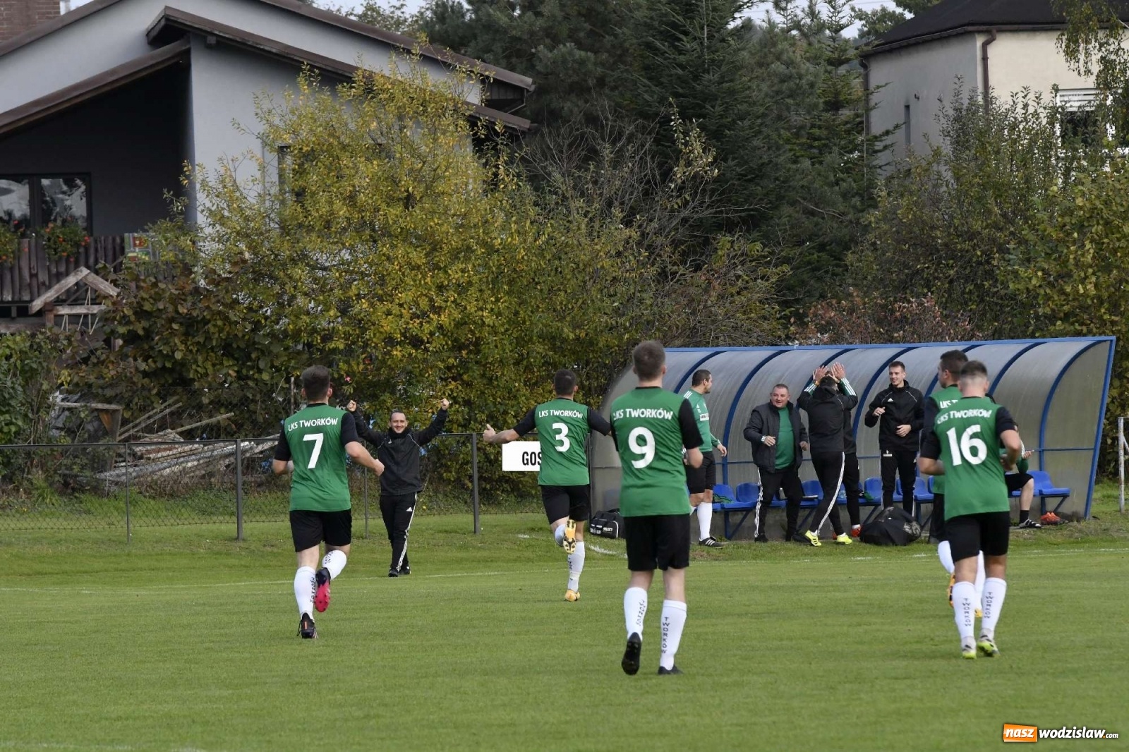 Zdjęcie w galerii na portalu naszwodzislaw.com: Tworków dominował na boisku w Lubomi [FOTO i WIDEO] wiadomości z regionu