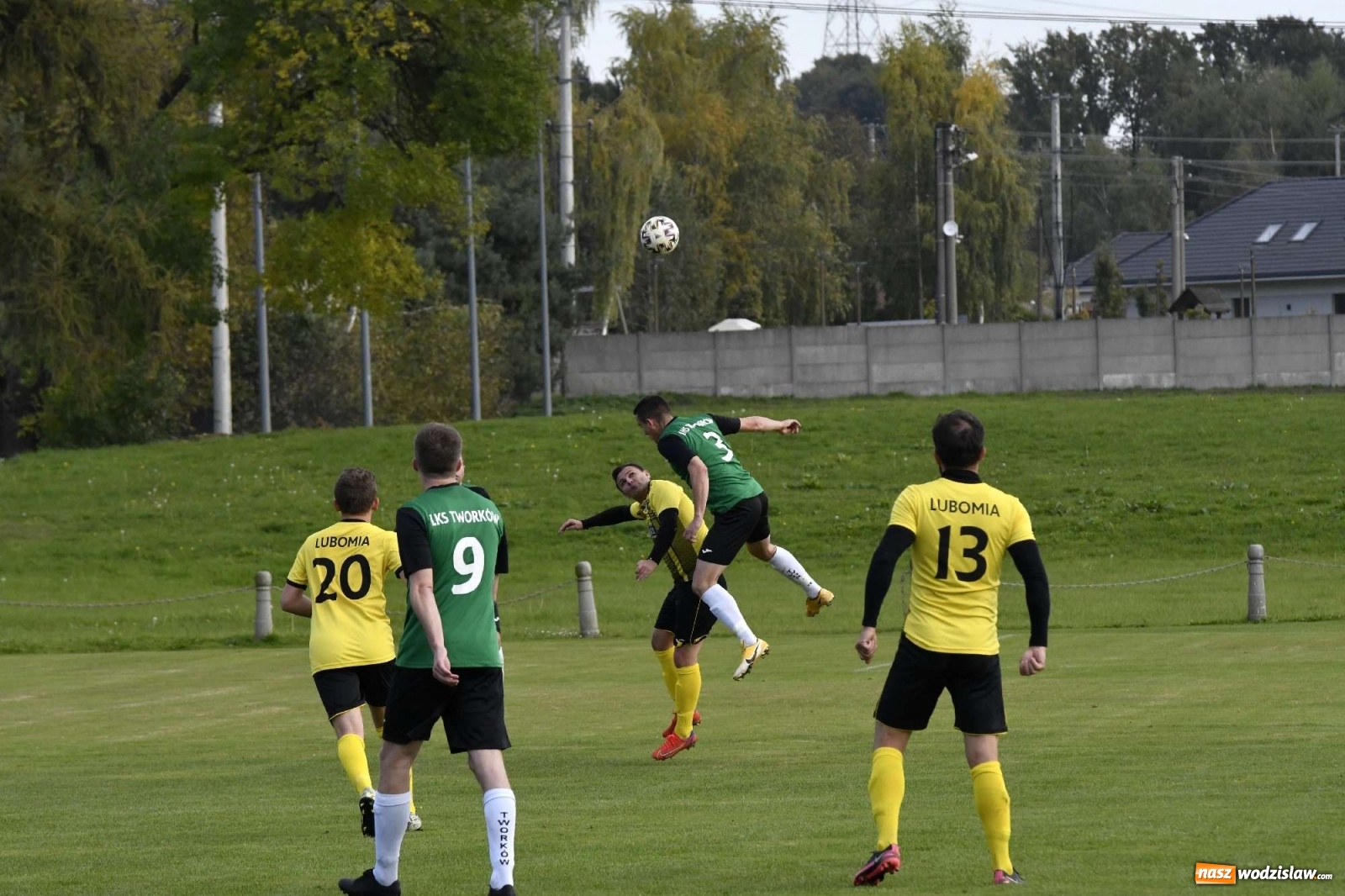 Zdjęcie w galerii na portalu naszwodzislaw.com: Tworków dominował na boisku w Lubomi [FOTO i WIDEO] wiadomości z regionu