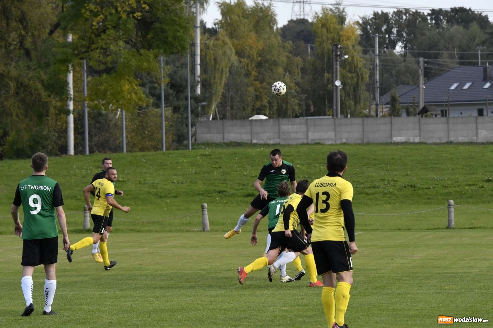 Zdjęcie w galerii na portalu naszwodzislaw.com: Tworków dominował na boisku w Lubomi [FOTO i WIDEO] wiadomości z regionu