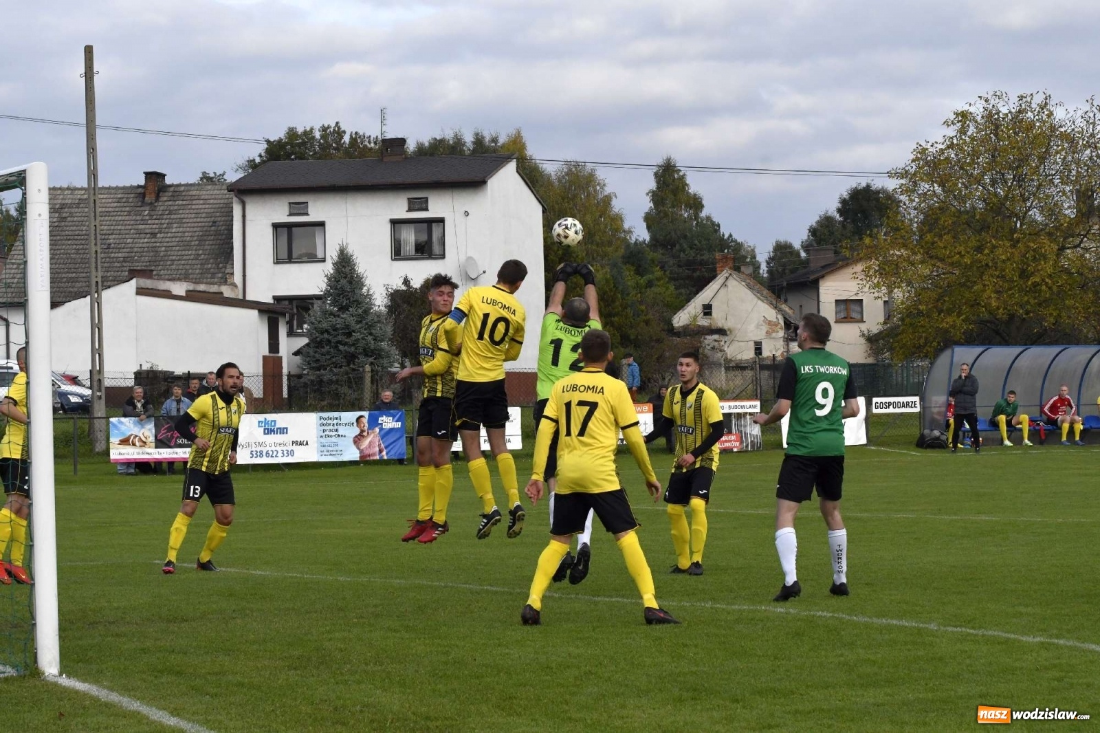 Zdjęcie w galerii na portalu naszwodzislaw.com: Tworków dominował na boisku w Lubomi [FOTO i WIDEO] wiadomości z regionu