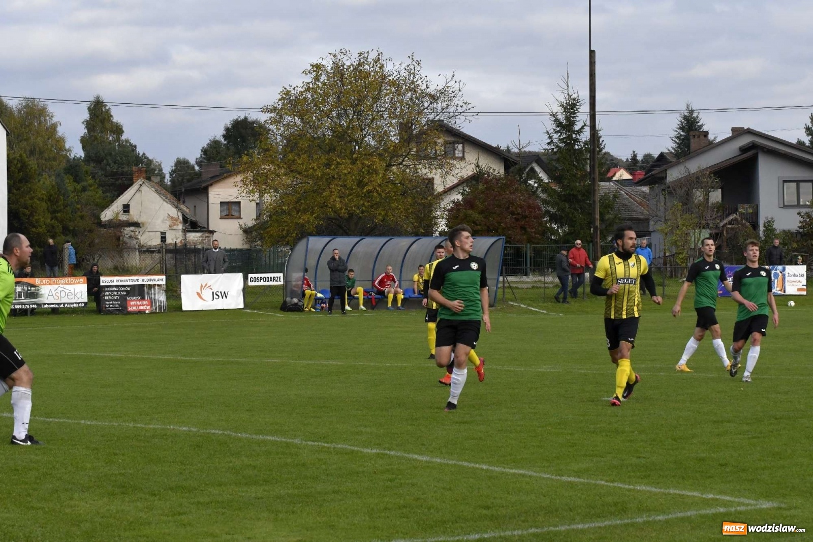 Zdjęcie w galerii na portalu naszwodzislaw.com: Tworków dominował na boisku w Lubomi [FOTO i WIDEO] wiadomości z regionu