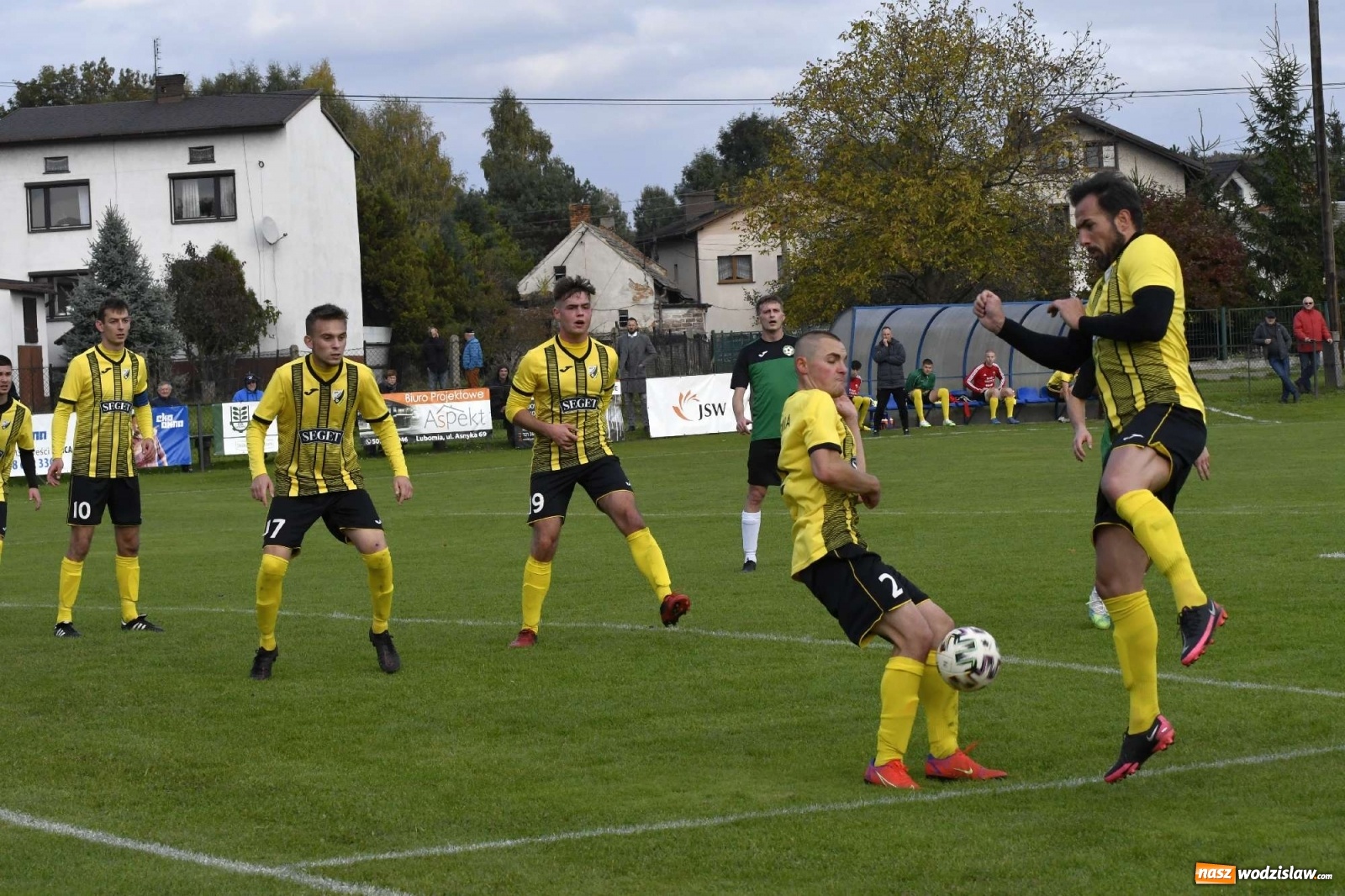 Zdjęcie w galerii na portalu naszwodzislaw.com: Tworków dominował na boisku w Lubomi [FOTO i WIDEO] wiadomości z regionu