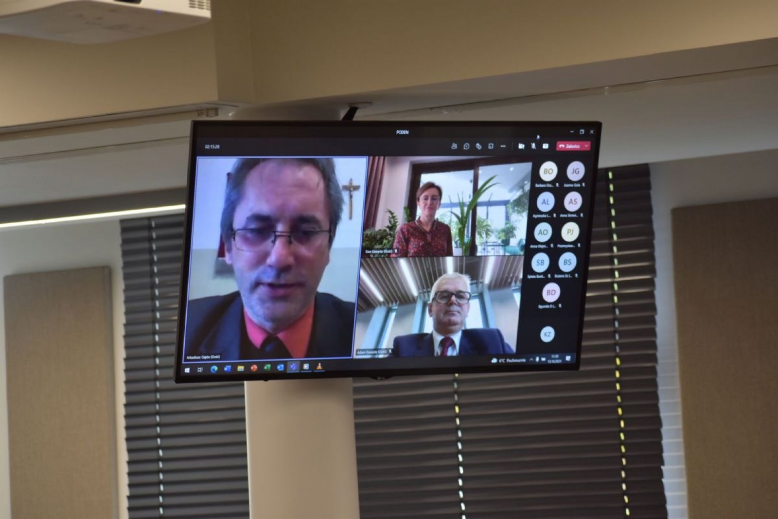 Zdjęcie w galerii na portalu naszwodzislaw.com: Powiat uhonorował nauczycieli [FOTO] wiadomości z regionu