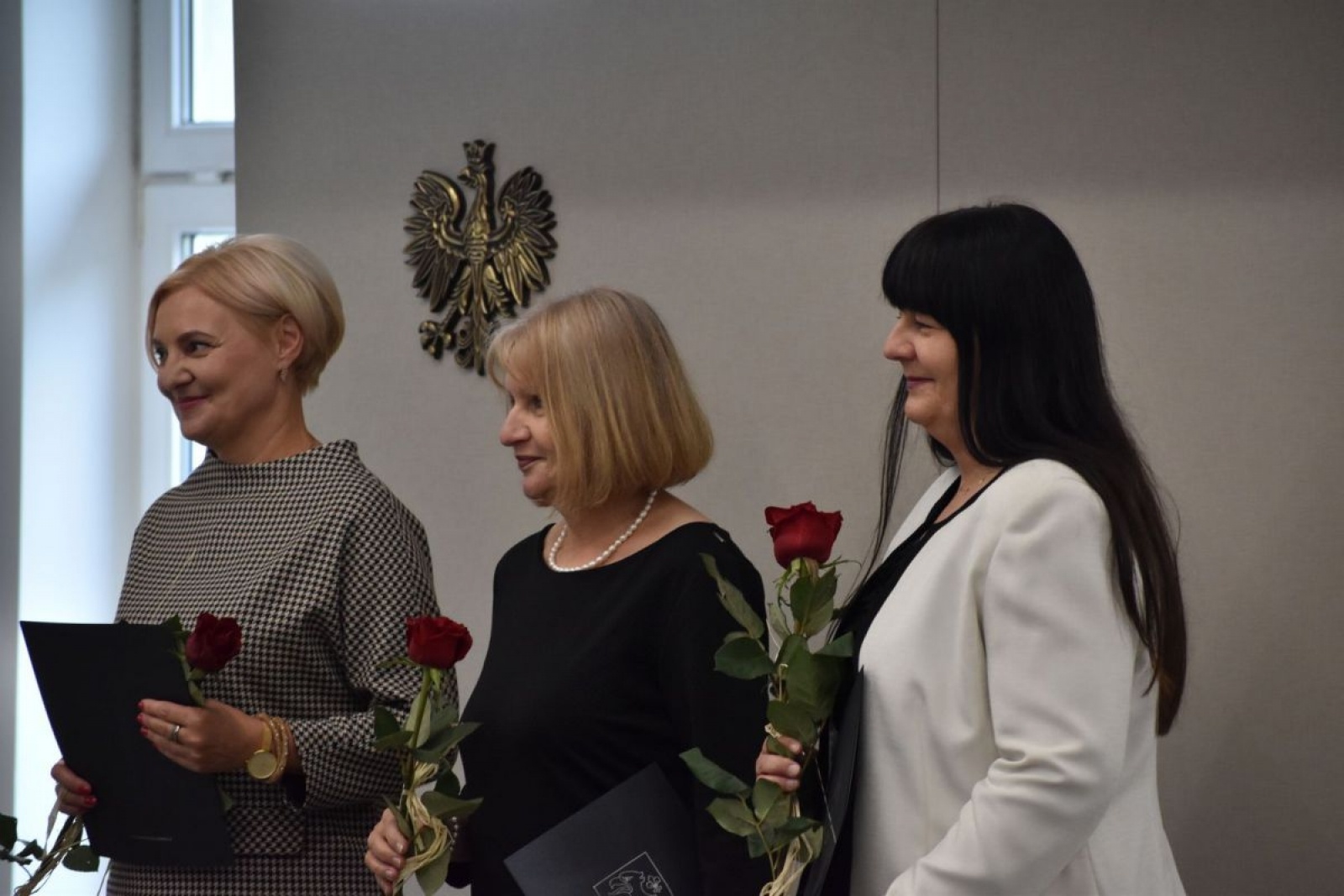 Zdjęcie w galerii na portalu naszwodzislaw.com: Powiat uhonorował nauczycieli [FOTO] wiadomości z regionu