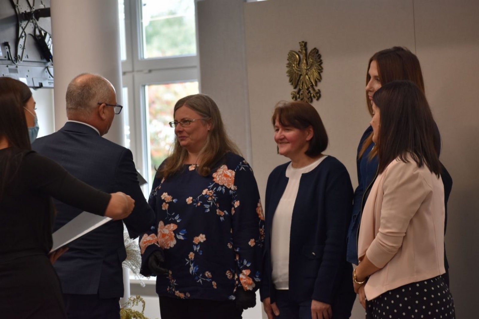 Zdjęcie w galerii na portalu naszwodzislaw.com: Powiat uhonorował nauczycieli [FOTO] wiadomości z regionu