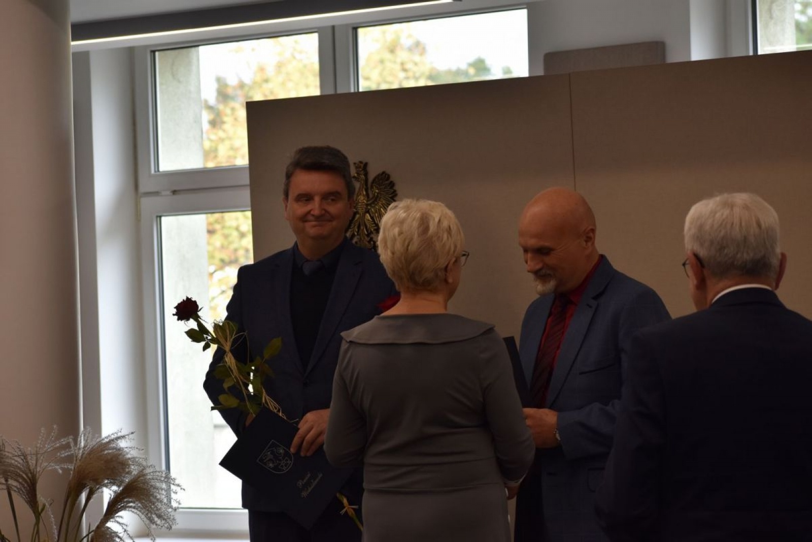 Zdjęcie w galerii na portalu naszwodzislaw.com: Powiat uhonorował nauczycieli [FOTO] wiadomości z regionu