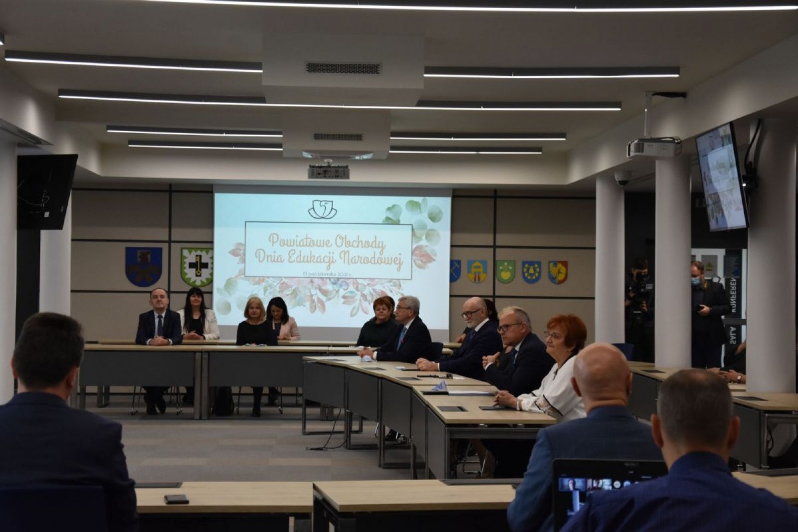 Zdjęcie w galerii na portalu naszwodzislaw.com: Powiat uhonorował nauczycieli [FOTO] wiadomości z regionu