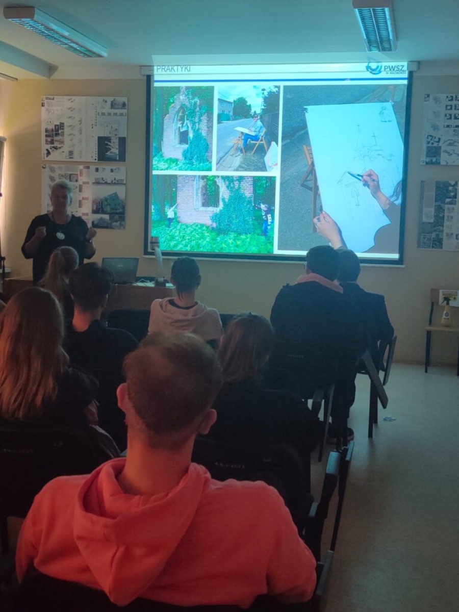 Zdjęcie w galerii na portalu naszwodzislaw.com: W PWSZ Racibórz wróciły spotkania z architekturą wiadomości z regionu