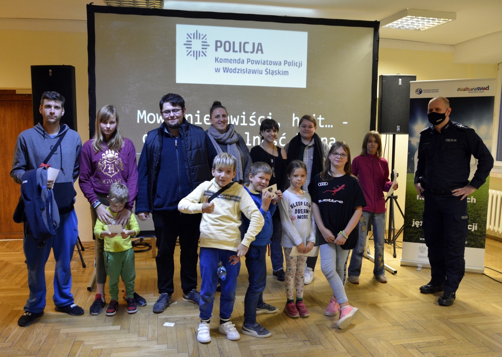 Zdjęcie w galerii na portalu naszwodzislaw.com: Język na stadionach - język tolerancji. WCK podsumowało projekt wiadomości z regionu