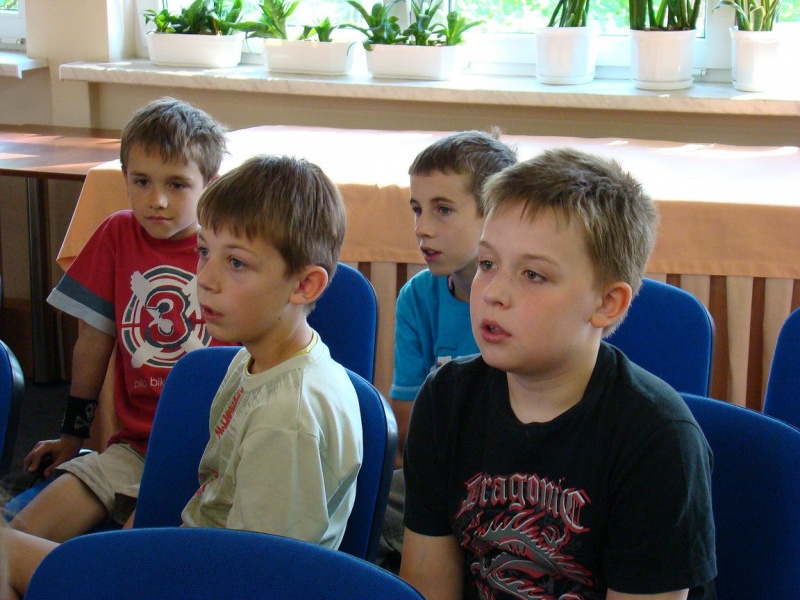 Zdjęcie w galerii na portalu naszwodzislaw.com: Wąż Prysznicowy w starej walizce wiadomości z regionu