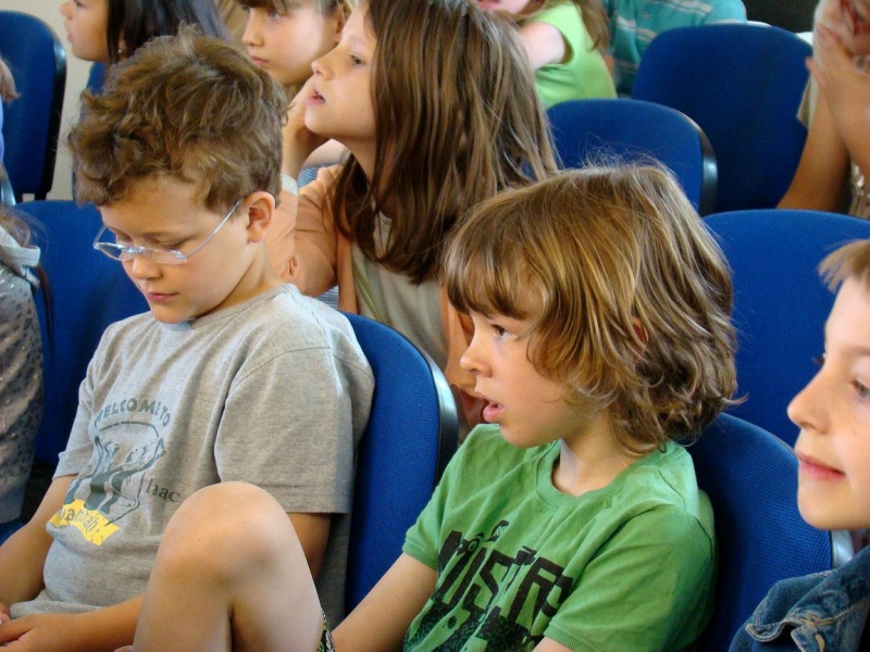 Zdjęcie w galerii na portalu naszwodzislaw.com: Wąż Prysznicowy w starej walizce wiadomości z regionu