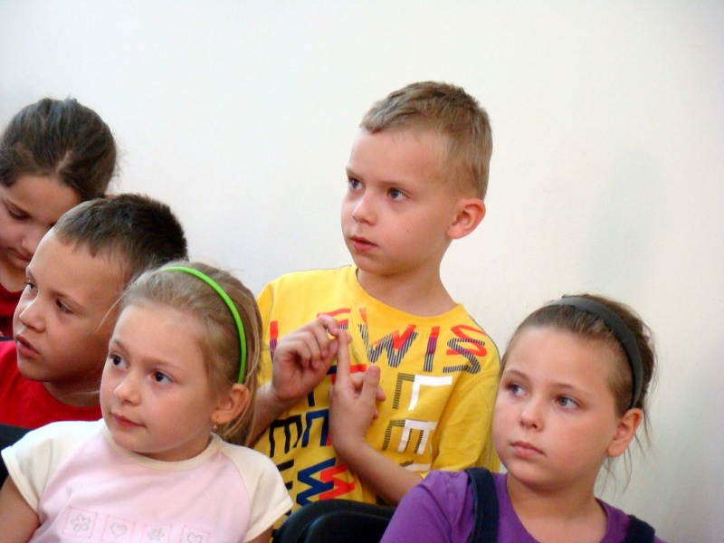 Zdjęcie w galerii na portalu naszwodzislaw.com: Wąż Prysznicowy w starej walizce wiadomości z regionu