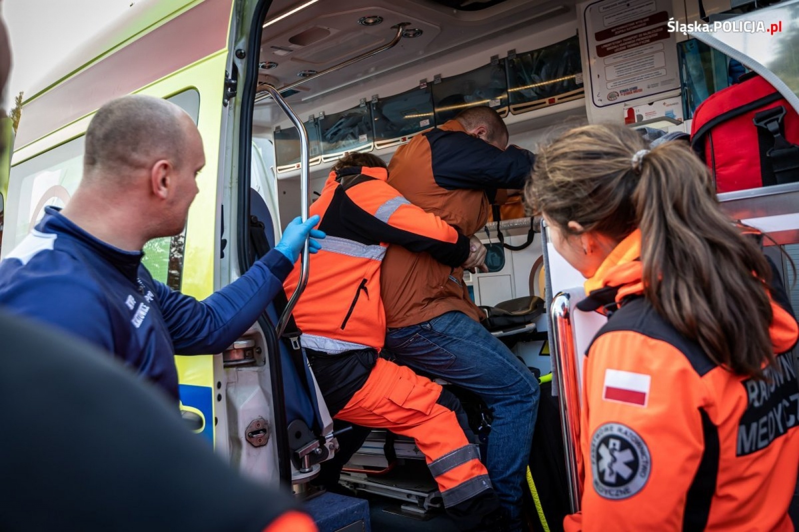 Zdjęcie w galerii na portalu naszwodzislaw.com: Policjanci dzielą się umiejętnościami i wiedzą [FOTO] wiadomości z regionu