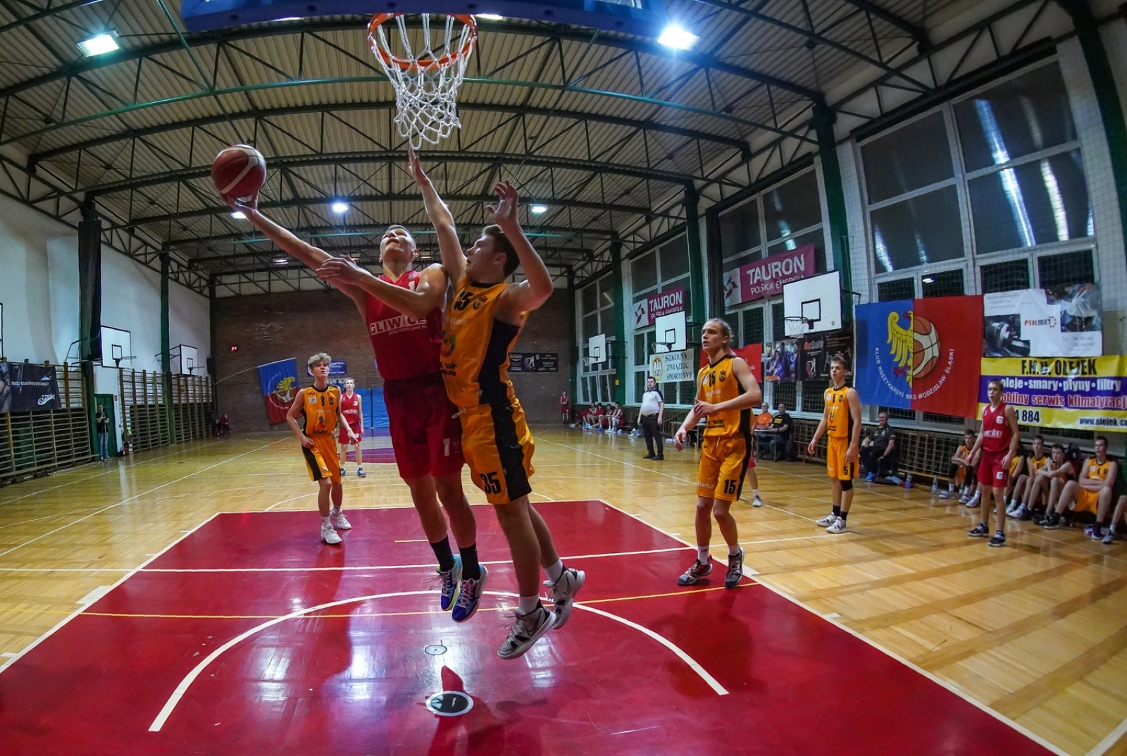 Zdjęcie w galerii na portalu naszwodzislaw.com: Koszykówka. Juniorzy z Wodzisławia Śl. pokonali rówieśników z Gliwic wiadomości z regionu