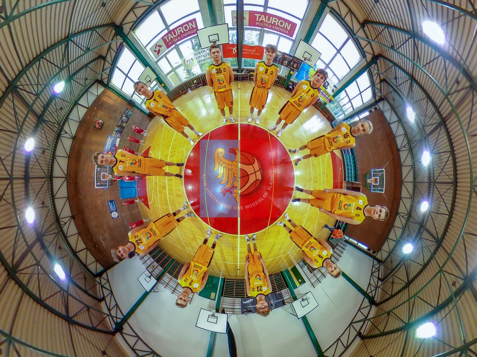 Zdjęcie w galerii na portalu naszwodzislaw.com: Koszykówka. Juniorzy z Wodzisławia Śl. pokonali rówieśników z Gliwic wiadomości z regionu