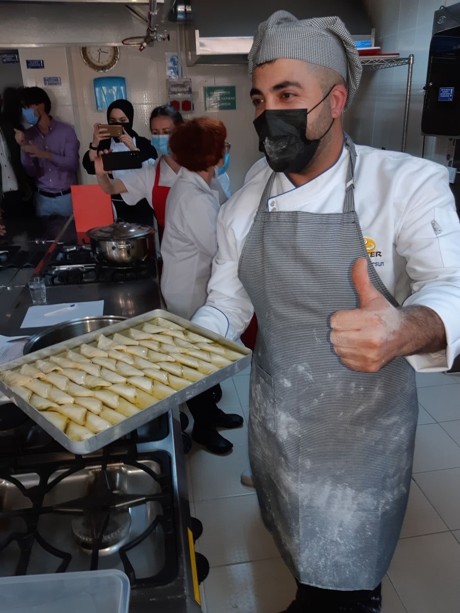 Zdjęcie w galerii na portalu naszwodzislaw.com: Tureckie smaki i przysmaki. Uczennice Ekonomika wróciły z Kayseri [FOTO] wiadomości z regionu