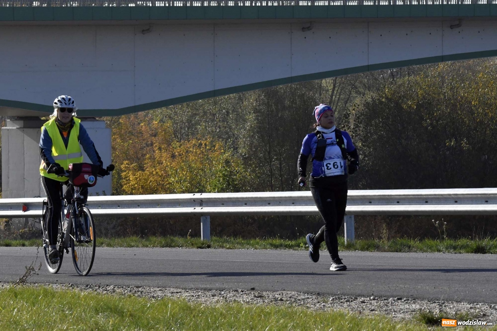 Zdjęcie w galerii na portalu naszwodzislaw.com: Półmaraton po wałach - od Bukowa do Raciborza [FOTO i WIDEO] wiadomości z regionu