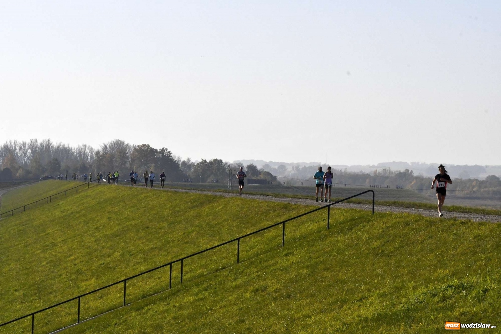 Zdjęcie w galerii na portalu naszwodzislaw.com: Półmaraton po wałach - od Bukowa do Raciborza [FOTO i WIDEO] wiadomości z regionu