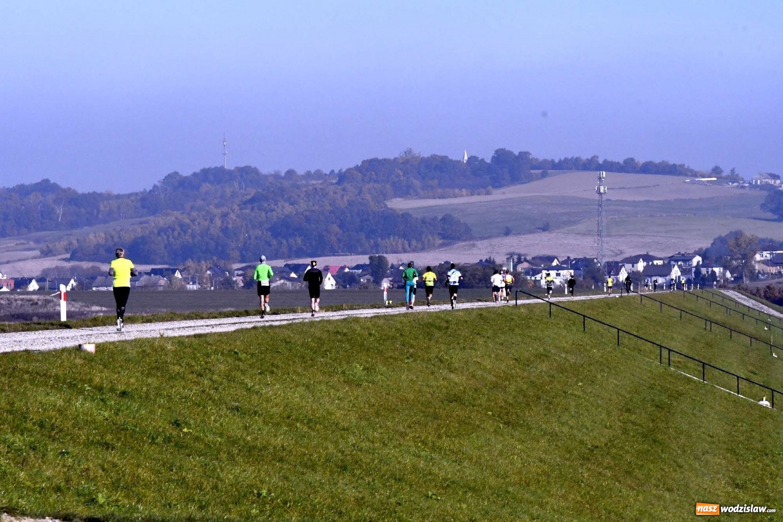 Zdjęcie w galerii na portalu naszwodzislaw.com: Półmaraton po wałach - od Bukowa do Raciborza [FOTO i WIDEO] wiadomości z regionu