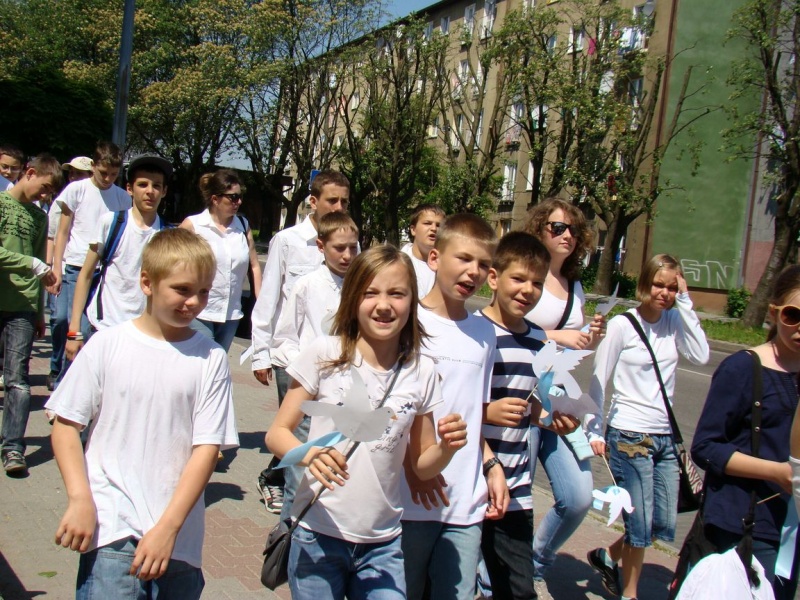 Zdjęcie w galerii na portalu naszwodzislaw.com: Dzisiaj każdy miał gołębia wiadomości z regionu