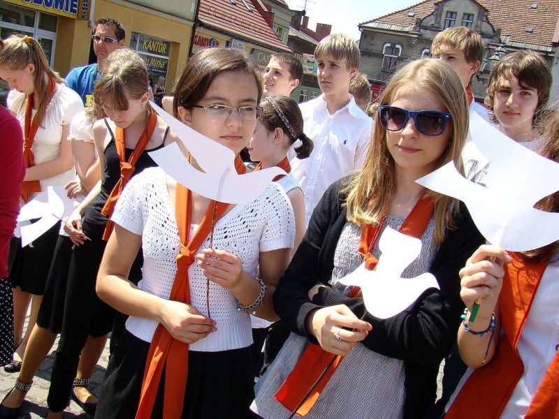 Zdjęcie w galerii na portalu naszwodzislaw.com: Dzisiaj każdy miał gołębia wiadomości z regionu