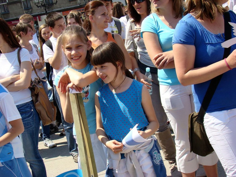 Zdjęcie w galerii na portalu naszwodzislaw.com: Dzisiaj każdy miał gołębia wiadomości z regionu