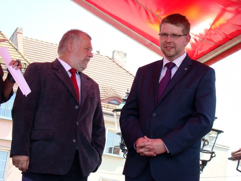 Zdjęcie w galerii na portalu naszwodzislaw.com: Dzisiaj każdy miał gołębia wiadomości z regionu