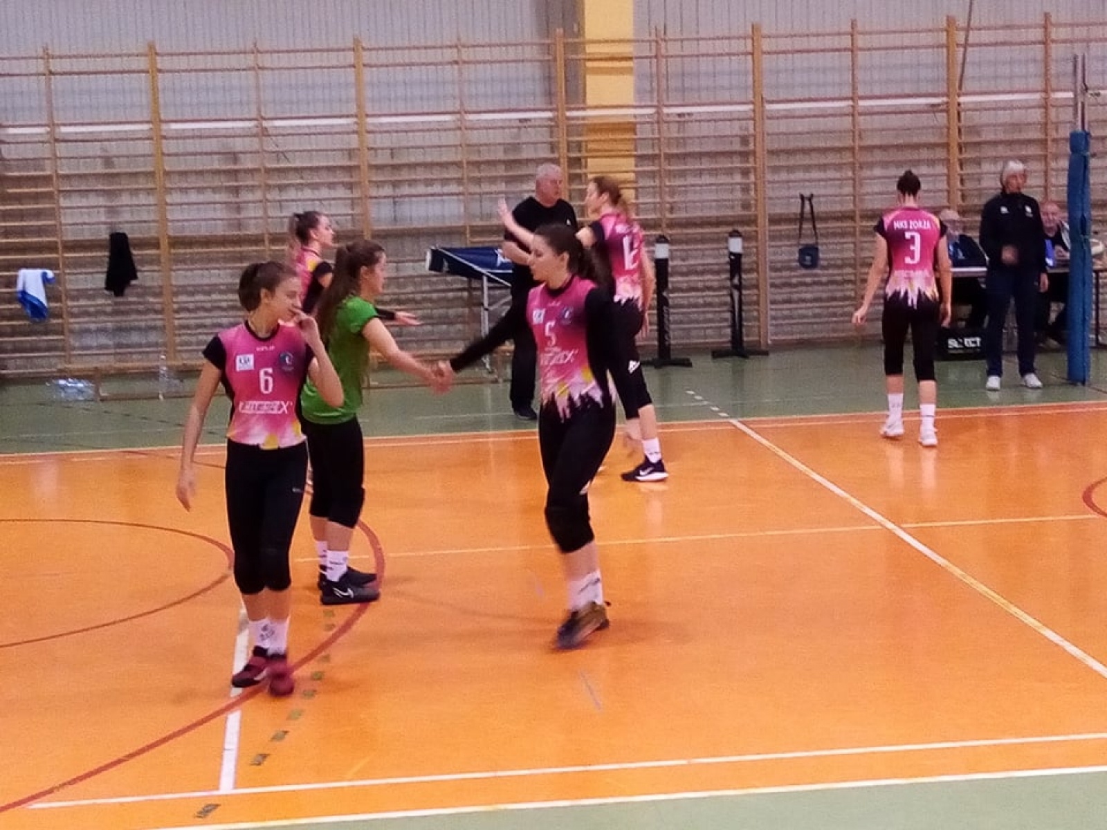 Zdjęcie w galerii na portalu naszwodzislaw.com: Siatkarki wodzisławskiej Zorzy nie zwalniają tempa wiadomości z regionu