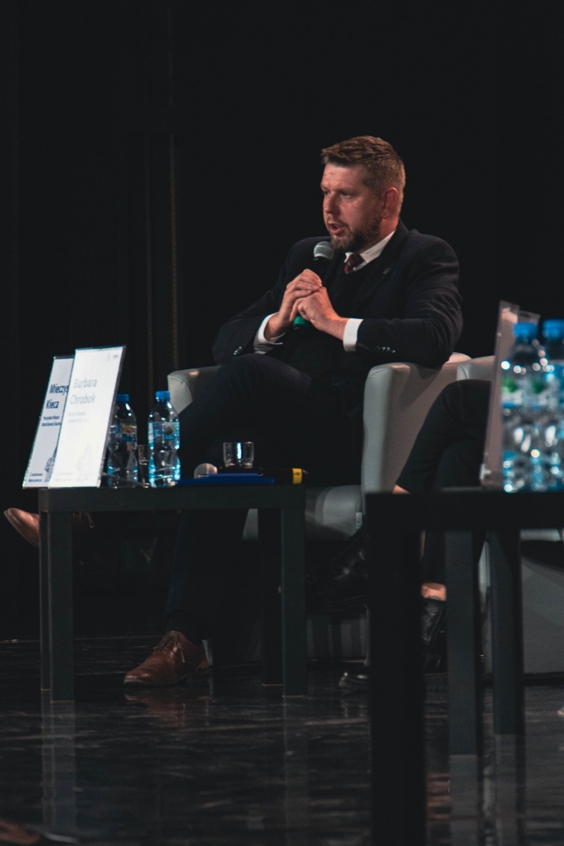 Zdjęcie w galerii na portalu naszwodzislaw.com: W WCK debatowali o rozwoju budownictwa mieszkaniowego [FOTO i WIDEO] wiadomości z regionu