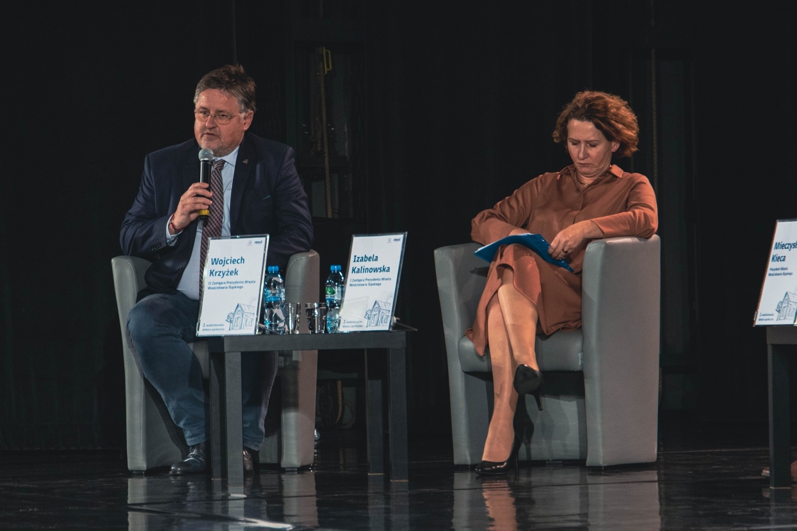 Zdjęcie w galerii na portalu naszwodzislaw.com: W WCK debatowali o rozwoju budownictwa mieszkaniowego [FOTO i WIDEO] wiadomości z regionu