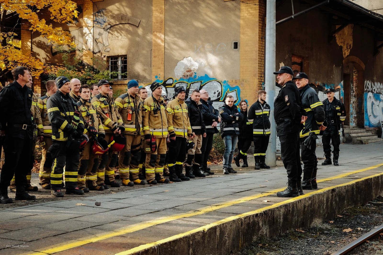 Zdjęcie w galerii na portalu naszwodzislaw.com: Strażackie ćwiczenia w rydułtowskim tunelu wiadomości z regionu