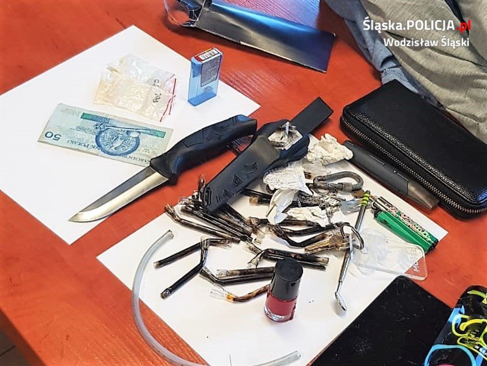 Zdjęcie w galerii na portalu naszwodzislaw.com: Chciała ukraść buty, a wpadła z narkotykami wiadomości z regionu