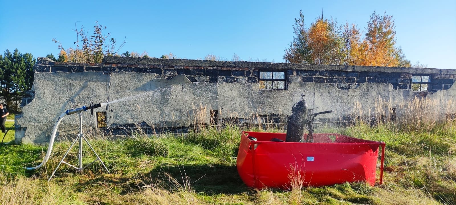 Zdjęcie w galerii na portalu naszwodzislaw.com: Pożar hali w Turzy Śląskiej [FOTO] wiadomości z regionu