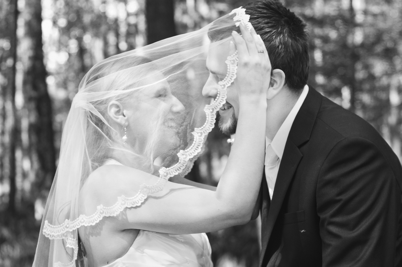 Zdjęcie w galerii na portalu naszwodzislaw.com: Przyłapany na malowaniu graffiti wiadomości z regionu