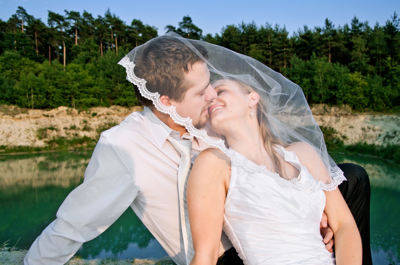 Zdjęcie w galerii na portalu naszwodzislaw.com: Przyłapany na malowaniu graffiti wiadomości z regionu