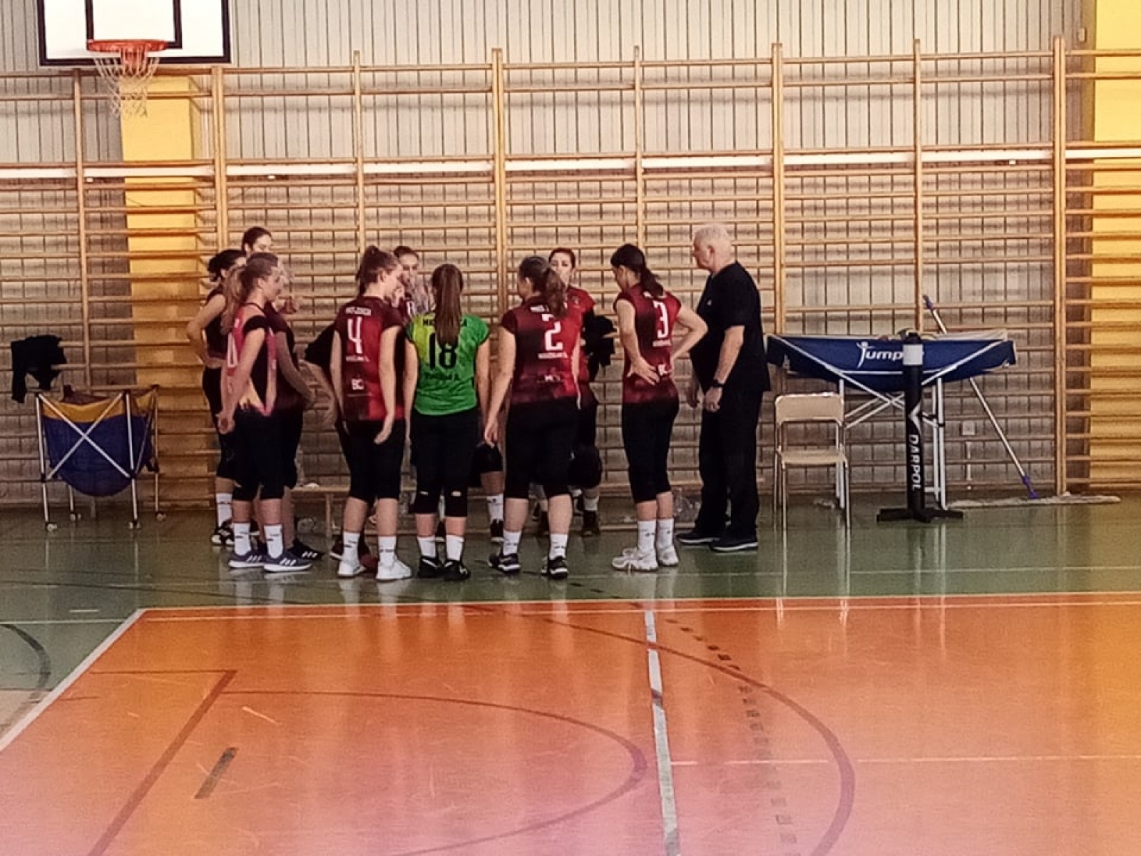 Zdjęcie w galerii na portalu naszwodzislaw.com: Siatkarki wodzisławskiej Zorzy w gazie wiadomości z regionu