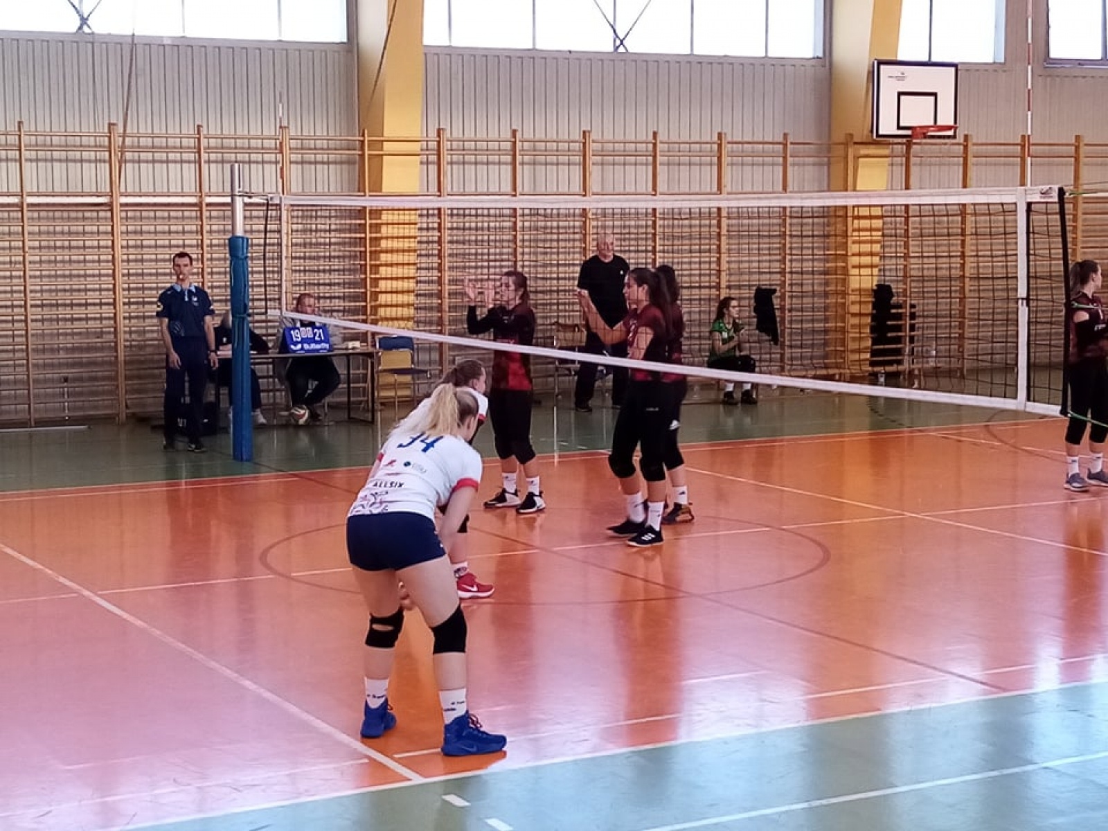 Zdjęcie w galerii na portalu naszwodzislaw.com: Siatkarki wodzisławskiej Zorzy w gazie wiadomości z regionu